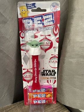 PEZ Star Wars The Mandalorian Grogu Candy Dispenser - Christmas Edition